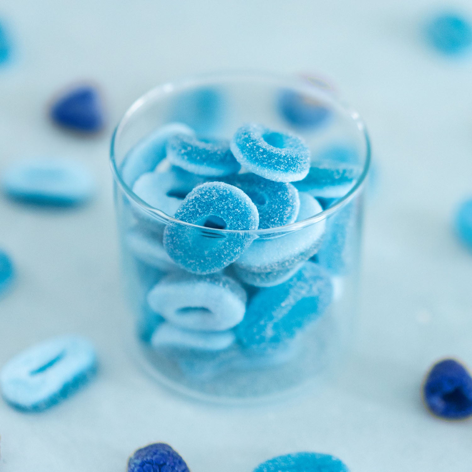 Intensiver Blue Raspberry Geschmack =  Die Loopops haben einen intensiven Geschmack nach blauer Himbeere, der einmalig ist. = https://cdn.shopify.com/s/files/1/0616/4044/2018/files/raspberry.png?v=1752089413