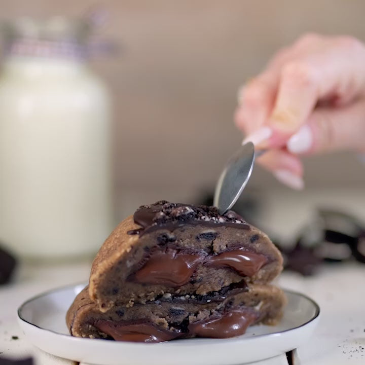 Video laden: PEPELINI Cookie Bombs - Black &#39;n&#39; White (vegan)